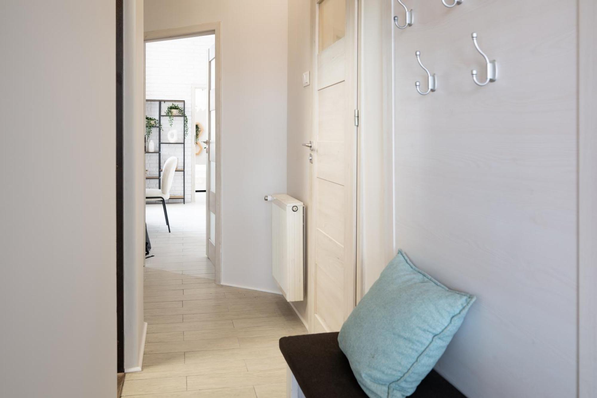 Stunning Apartment With Balcony Гданск Екстериор снимка